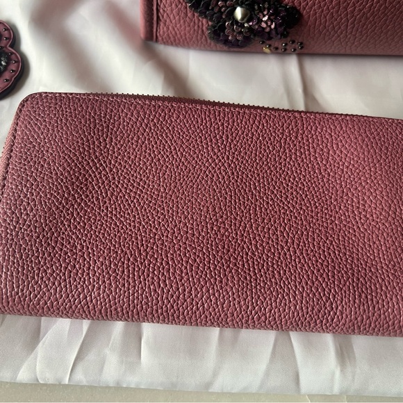 🌸Coach Sequin Primson Tea Rose Rogue 25 Set-HTF AND RARE - Picture 13 of 16